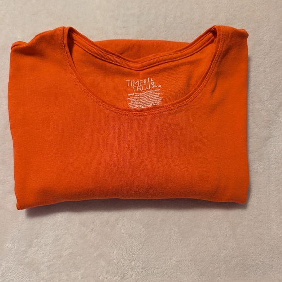 3/$15🧡 Time and Tru Women's Half Sleeve Top - Picture 3 of 9